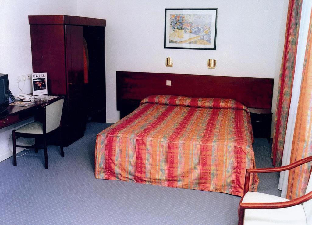 Hotel Le Chateaubriand Châtenay