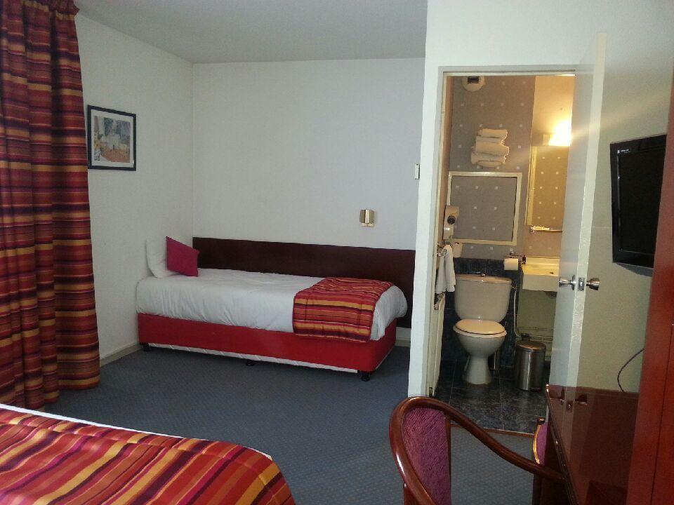 Le Chateaubriand 3*