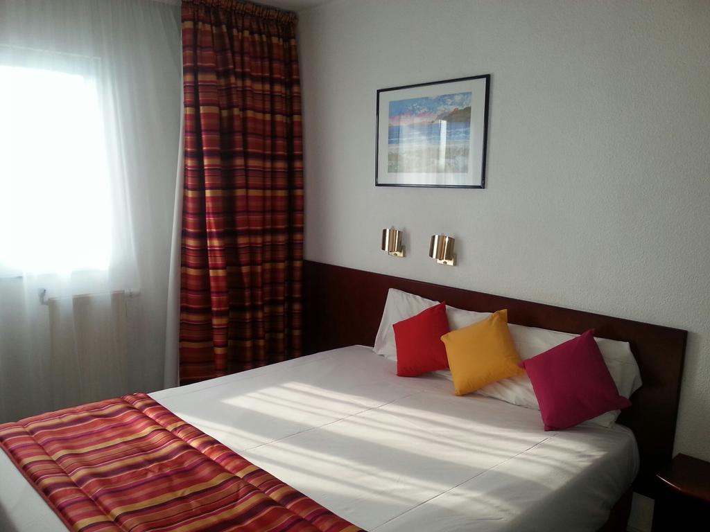 Le Chateaubriand Hotel