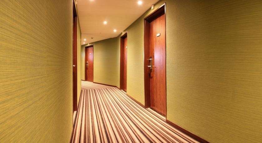 Ibis Styles Malabry Paris Sud Hotel